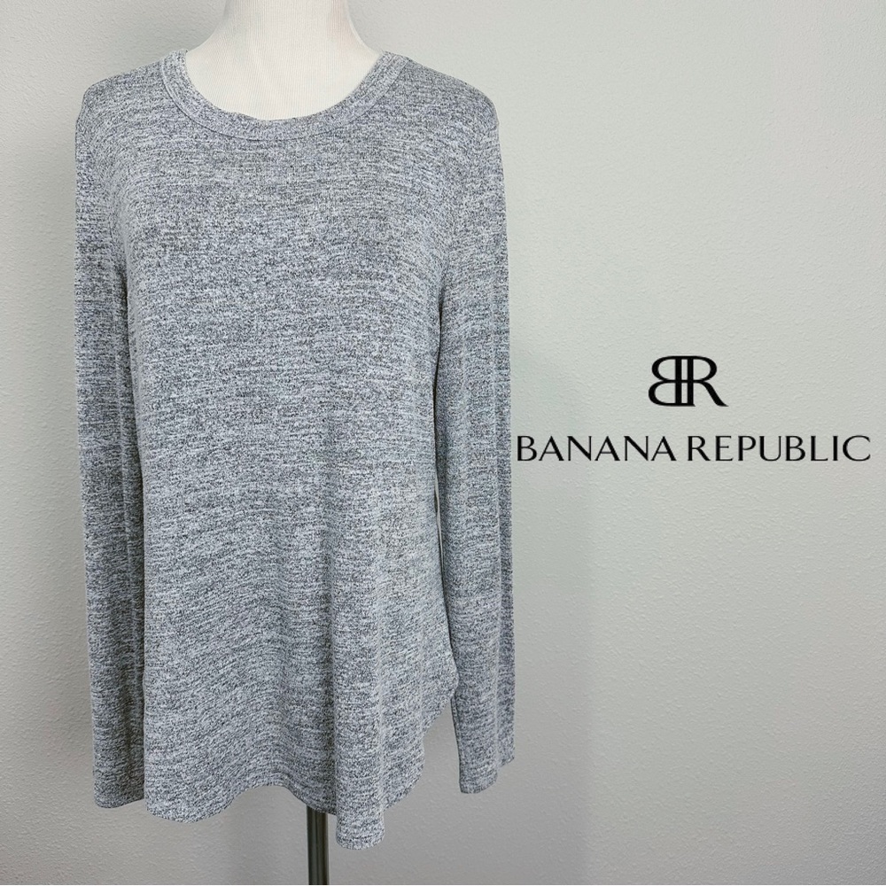Banana Republic Luxespun Crew Neck Tee Gray Heather Rounded Hem‎ Size M